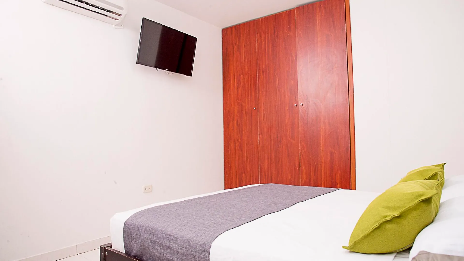 Hotel Coral Santa Marta